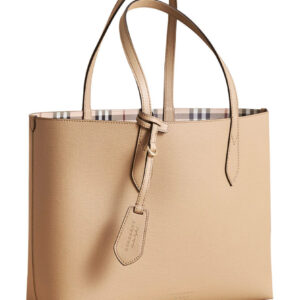 Burberry The Medium Reversible Tote in Haymarket Check and Leather 40496351 Apricot